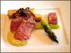 We've gathered food critic reviews, customer reviews, and "Best Of" lists from the most popular restaurant sites. 